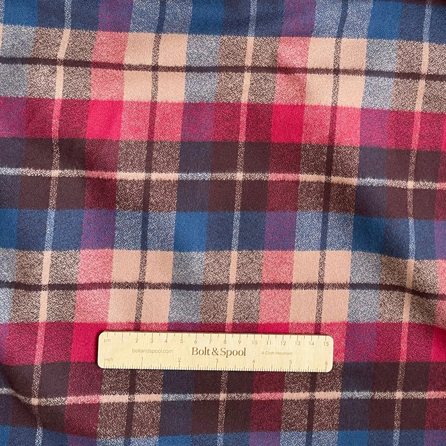 1 yard Remnant : Robert Kaufman Mammoth Flannel - Americana