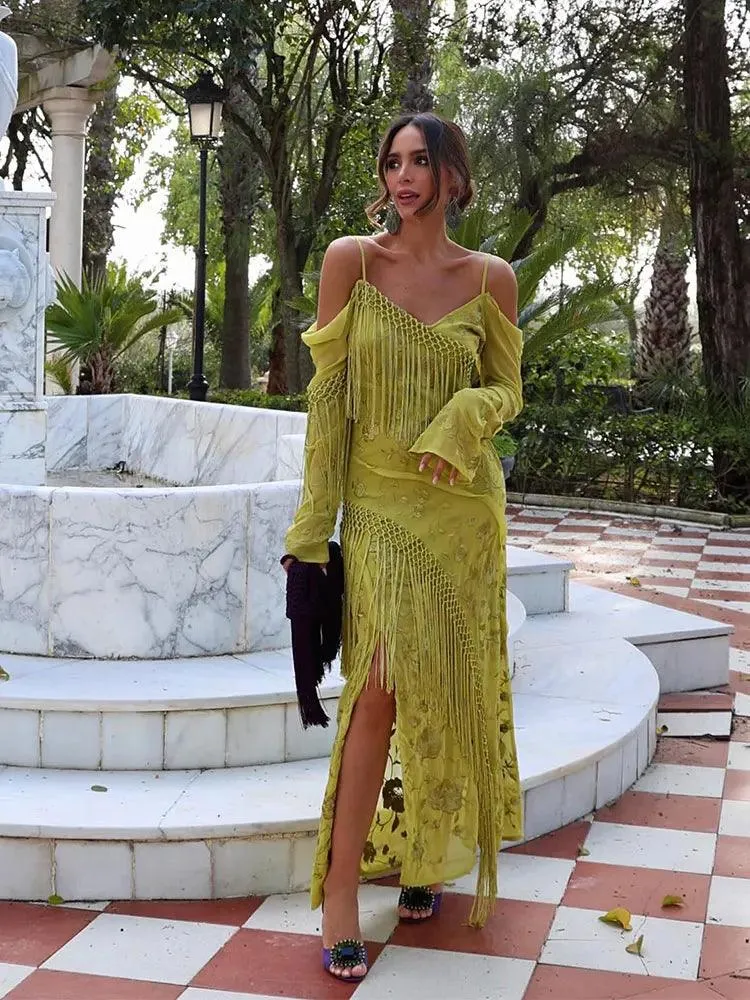 Boho-Chic Embroidered Maxi Dress: Elegant Split Back Style