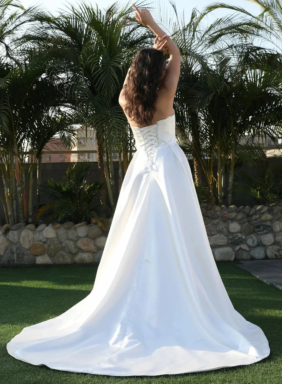 Boho Wedding Dresses for Bride  Vestidos De Novia A Line Satin Wedding Gowns with Pockets Plus Size Beach Bride Dresses