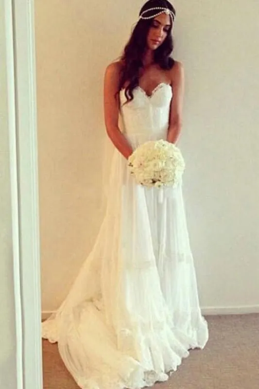 Chic Boho Beach Sweetheart Lace A Line Wedding Dress