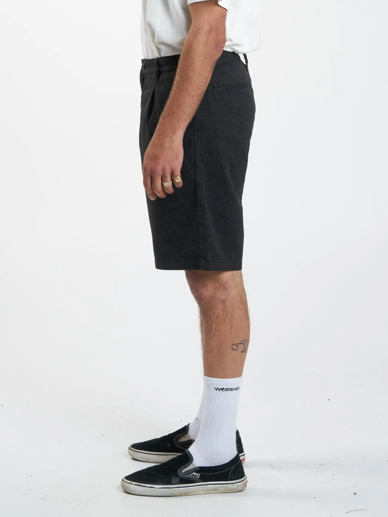 Jacob Plaid Short - Black