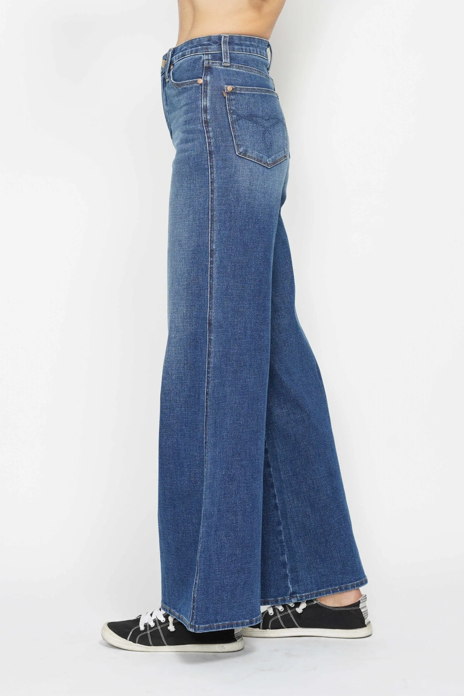 Judy Blue High Waisted Tummy Control Retro Wide Leg Jeans