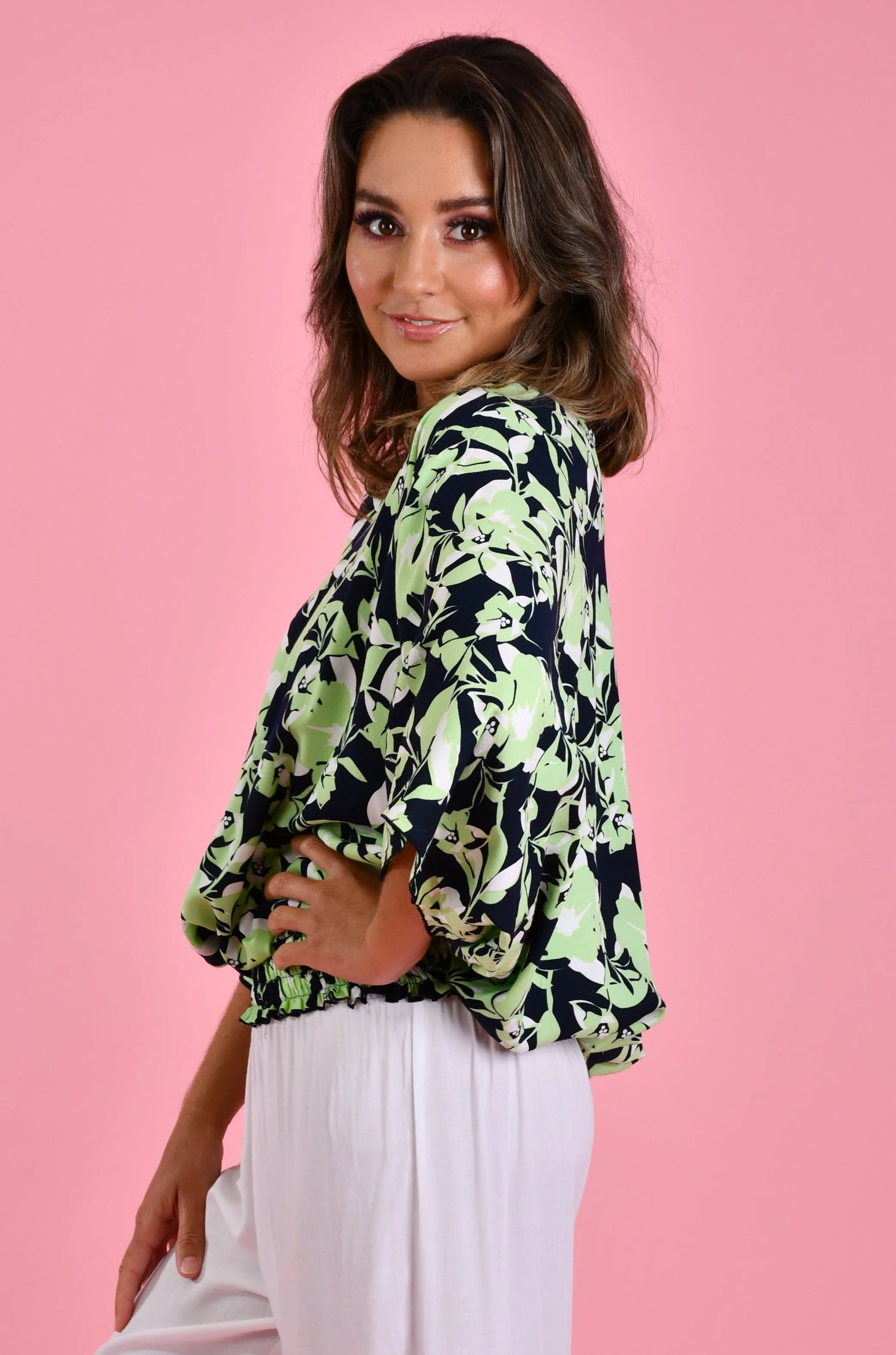 VBLT112 - V NECK BATWING TOP - MIDORI SPLICE
